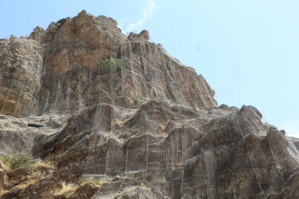 AFAD YAPTIĞI ÇALIŞMA İLE BİR MAHALLEYİ TEHLİKEDEN KURTARDI